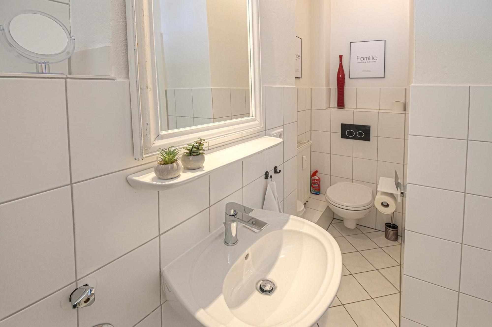Mittendrin - Apartment Mit 2 Balkonen Sehr Zentral Flensburg Dış mekan fotoğraf